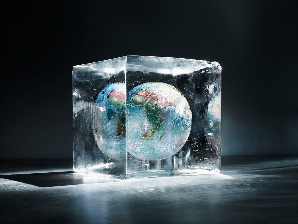 Globus in Eis